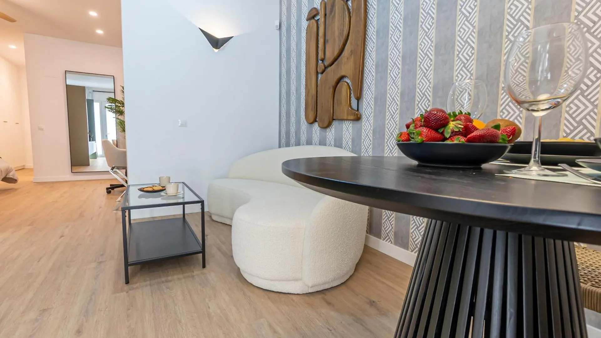 Lezo Cuatro Apartment Malaga