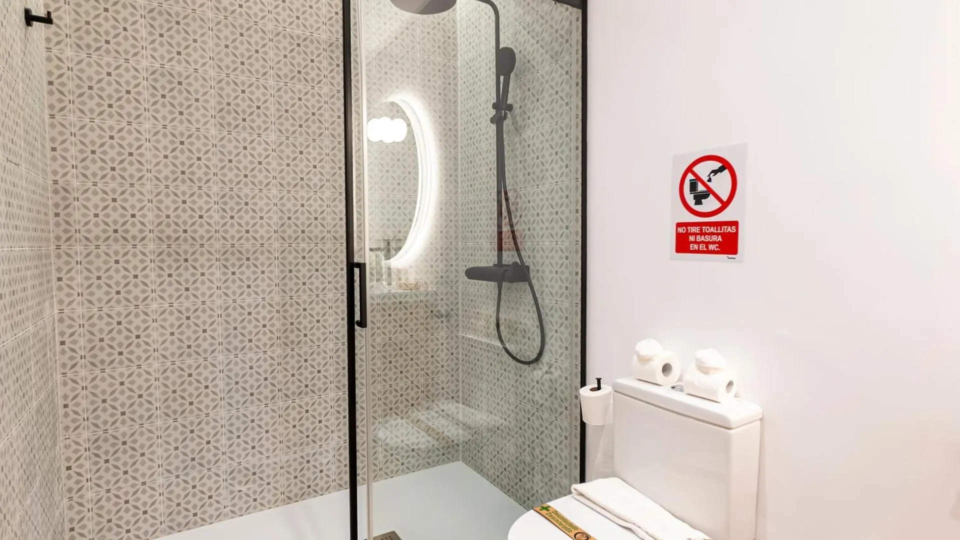 Lezo Cuatro Apartment Malaga